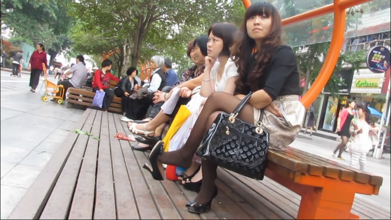 streetsnapdangl[00 00 02][20181126 225731 6]